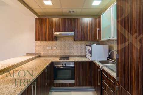 Apartment in Jumeirah Lake Towers, Dubai 1 bedroom, 77 sq.m. № 60877 - photo 4