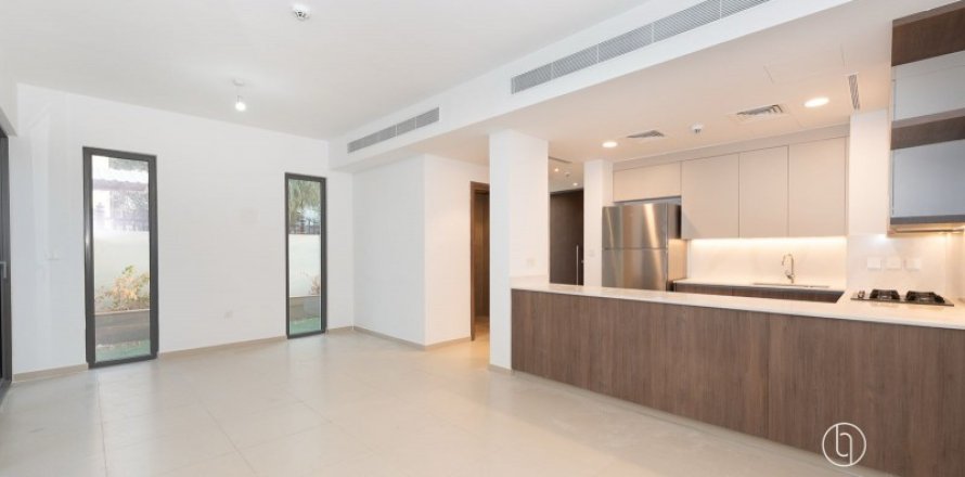 Вилла в Tilal Al Ghaf, Дубай, 3 спальни, 140м², № 93025