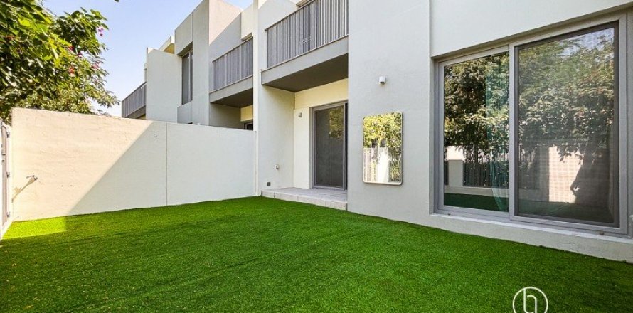 Вилла в Tilal Al Ghaf, Дубай, 3 спальни, 140м², № 93025