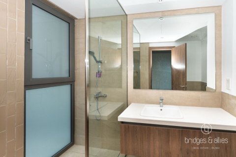 Снять в аренду виллу в Tilal Al Ghaf, Дубай: 3 спальни, 140м², № 93025 - фото 17