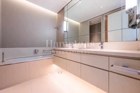 Apartamento en Vida Residence Downtown, Downtown Dubai (Downtown Burj Dubai), Dubai, 2 dormitorios, 127.47034824 m², № 93029 - foto 13