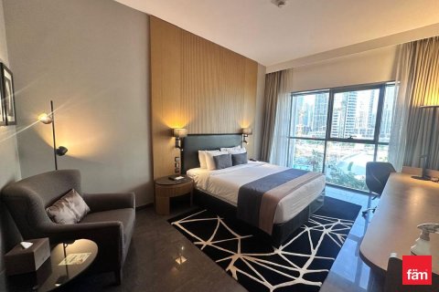 Hotel Apartamento en Business Bay, Dubai, 32.6 m², № 77114 - foto 1