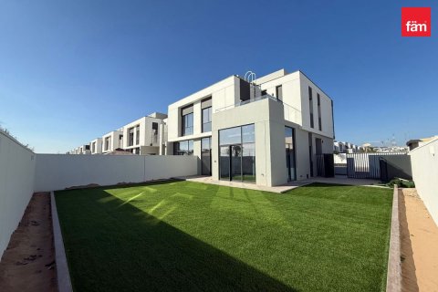 Villa à Al Furjan, Dubai, 4 chambres, 401.2 m², № 6004 - photo 1