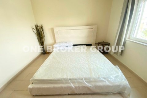 Villa in Jumeirah Park, Dubai 3 bedrooms, 680 sq.m. № 718 - photo 12