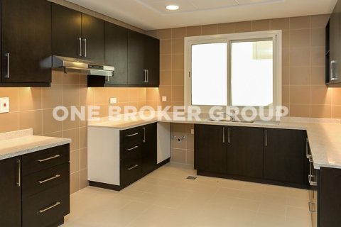 Villa à Al Barsha, Dubai, 4 chambres, 352.6 m², № 721 - photo 13
