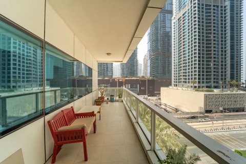 Apartment in Dubai 2 bedrooms, 160 sq.m. № 139659 - photo 18