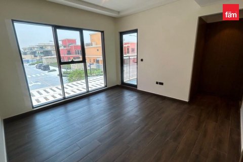 Villa en Dubai, 4 dormitorios, 144 m², № 141316