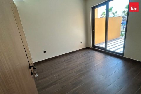 Villa en Dubai, 4 dormitorios, 144 m², № 141316 - foto 6
