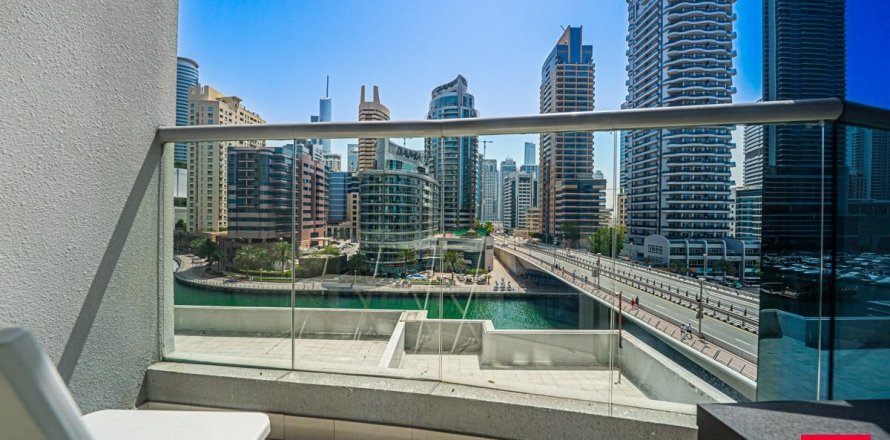 Apartamento en Dubai Marina, Dubai, 3 dormitorios, 119.6 m², № 8252