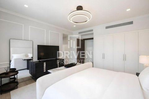 Villa in Jumeirah, Dubai 4 bedrooms, 263.19 sq.m. № 128405 - photo 12