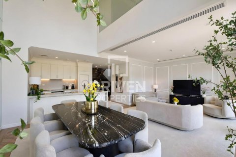Villa in Jumeirah, Dubai 4 bedrooms, 263.19 sq.m. № 128405 - photo 3