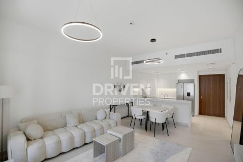 Appartement à Umm Suqeim 3, Umm Suqeim, Dubai, 2 chambres, 114.36 m², № 128407 - photo 2