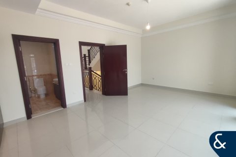 Купить виллу в Джумейра Вилладж Серкл, Дубай: 4 спальни, 395м², № 75691 - фото 11