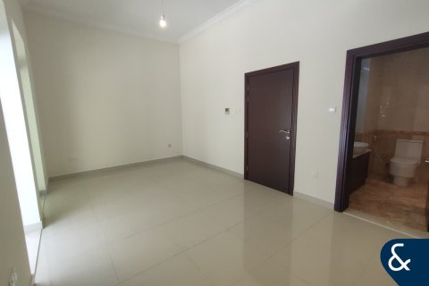 Купить виллу в Джумейра Вилладж Серкл, Дубай: 4 спальни, 395м², № 75691 - фото 9