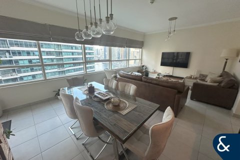 Apartment in Dubai Marina, Dubai 2 bedrooms, 145 sq.m. № 75682 - photo 1