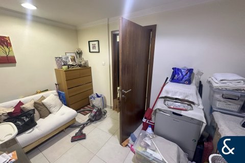 Apartment in Dubai Marina, Dubai 2 bedrooms, 145 sq.m. № 75682 - photo 14