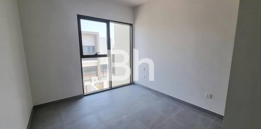 Maison de ville à Dubai Land, Dubai, 3 chambres, 161 m², № 57711