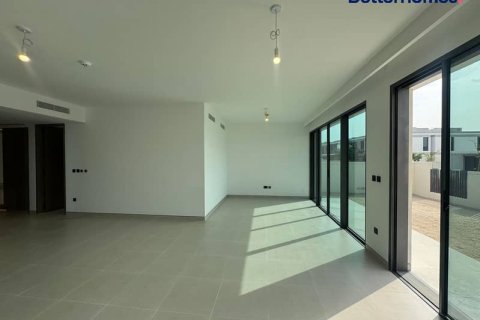 Villa in Tilal Al Ghaf, Dubai 4 bedrooms, 472 sq.m. № 57714 - photo 3