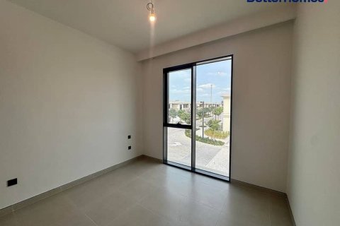 Villa in Tilal Al Ghaf, Dubai 4 bedrooms, 472 sq.m. № 57714 - photo 1