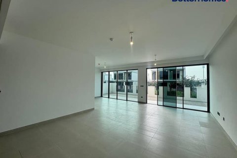 Villa in Tilal Al Ghaf, Dubai 4 bedrooms, 472 sq.m. № 57714 - photo 2