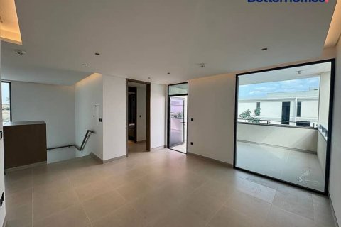 Villa in Tilal Al Ghaf, Dubai 4 bedrooms, 472 sq.m. № 57714 - photo 17