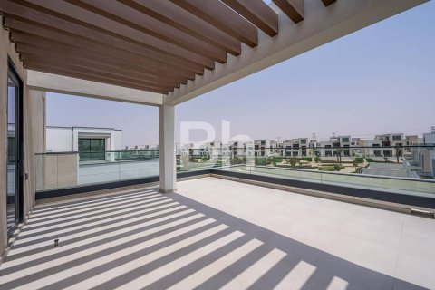 Adosado en Arabian Ranches 3, Dubai, 4 dormitorios, 451 m², № 57715 - foto 6