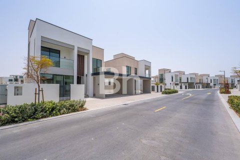 Adosado en Arabian Ranches 3, Dubai, 4 dormitorios, 451 m², № 57715 - foto 10