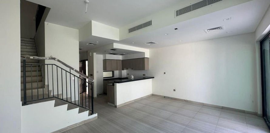 Adosado en Dubai, 3 dormitorios, 138.6 m², № 58274