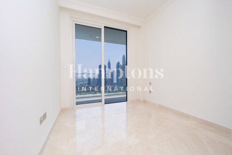 Apartment in Dubai Harbour, Dubai 4 bedrooms, 235.04459000 sq.m. № 63973 - photo 12