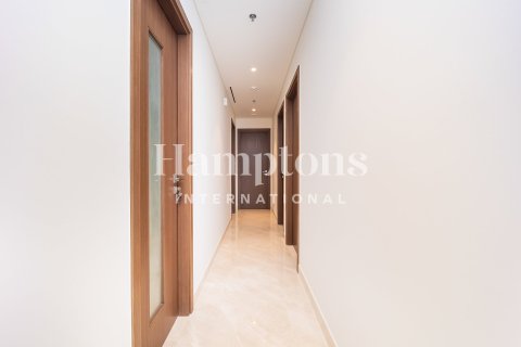 Apartment in Dubai Harbour, Dubai 4 bedrooms, 235.04459000 sq.m. № 63973 - photo 26