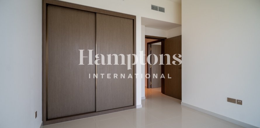 Квартира в Dubai Harbour, Дубай, 2 спальни, 146.415м², № 63982