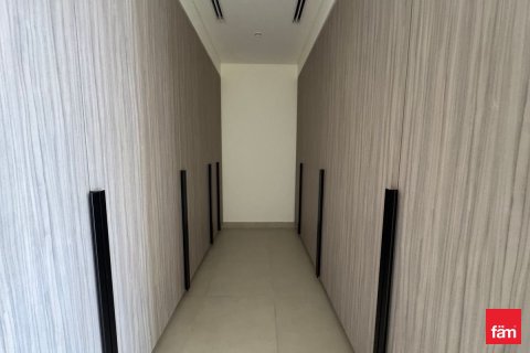 Villa in Dubai Hills Estate, Dubai 3 bedrooms, 386.8 sq.m. № 47006 - photo 14