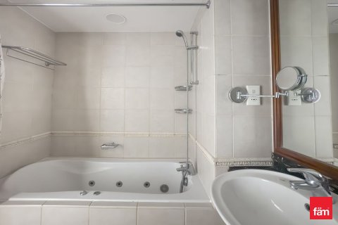 Снять в аренду квартиру в Дубай Марине, Дубай: 2 спальни, 159.3м², № 47008 - фото 9