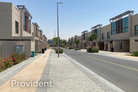 Adosado en Meydan, Dubai, 4 dormitorios, № 1669 - foto 15