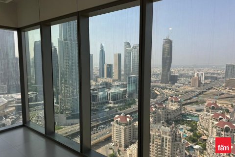 Apartment in Downtown Dubai (Downtown Burj Dubai), Dubai 3 bedrooms, 158.8 sq.m. № 69576 - photo 2