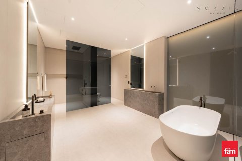 Villa in Al Wasl, Dubai 6 bedrooms, 994.3 sq.m. № 69569 - photo 29