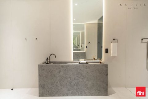 Villa in Al Wasl, Dubai 6 bedrooms, 994.3 sq.m. № 69569 - photo 18