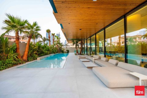 Villa in Al Wasl, Dubai 6 bedrooms, 994.3 sq.m. № 69569 - photo 1