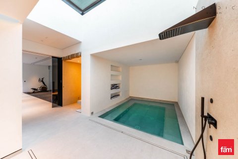 Villa in Al Wasl, Dubai 6 bedrooms, 994.3 sq.m. № 69569 - photo 24