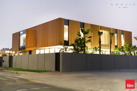 Villa in Al Wasl, Dubai 6 bedrooms, 994.3 sq.m. № 69569 - photo 2