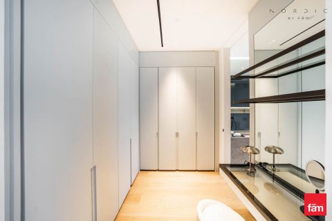 Villa in Al Wasl, Dubai 6 bedrooms, 994.3 sq.m. № 69569 - photo 15