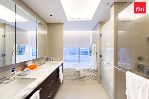 Apartment in Downtown Dubai (Downtown Burj Dubai), Dubai 2 bedrooms, 141.1 sq.m. № 69578 - photo 13