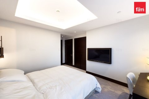 Apartment in Downtown Dubai (Downtown Burj Dubai), Dubai 2 bedrooms, 141.1 sq.m. № 69578 - photo 9