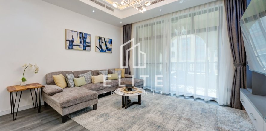 Apartamento en Dubai, 1 dormitorio, 105 m², № 121655