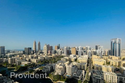 Apartment in The Views, Dubai 1 bedroom, 232.4 sq.m. № 1745 - photo 15