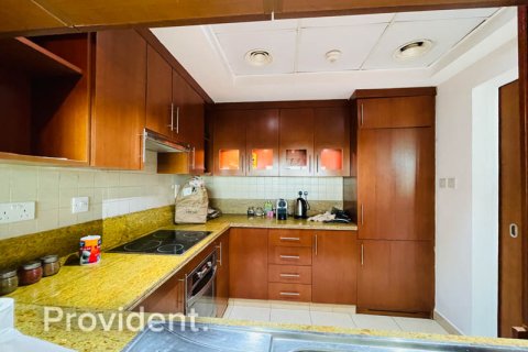 Apartment in The Views, Dubai 1 bedroom, 232.4 sq.m. № 1745 - photo 12
