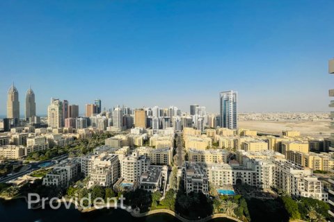 Apartment in The Views, Dubai 1 bedroom, 232.4 sq.m. № 1745 - photo 18