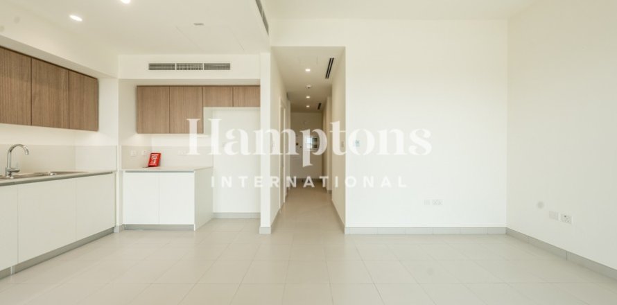 Adosado en Dubai South (Dubai World Central), Dubai, 3 dormitorios, 129.929 m², № 96117