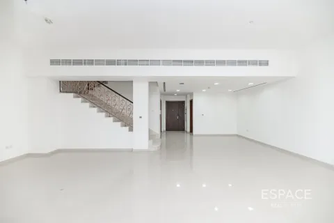 Adosado en Jumeirah Islands, Dubai, 4 dormitorios, 337 m², № 62192 - foto 2