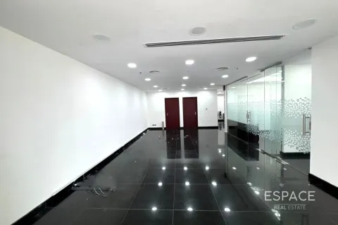 Bureau à The Citadel Tower, Business Bay, Dubai, 102 m², № 62197 - photo 2